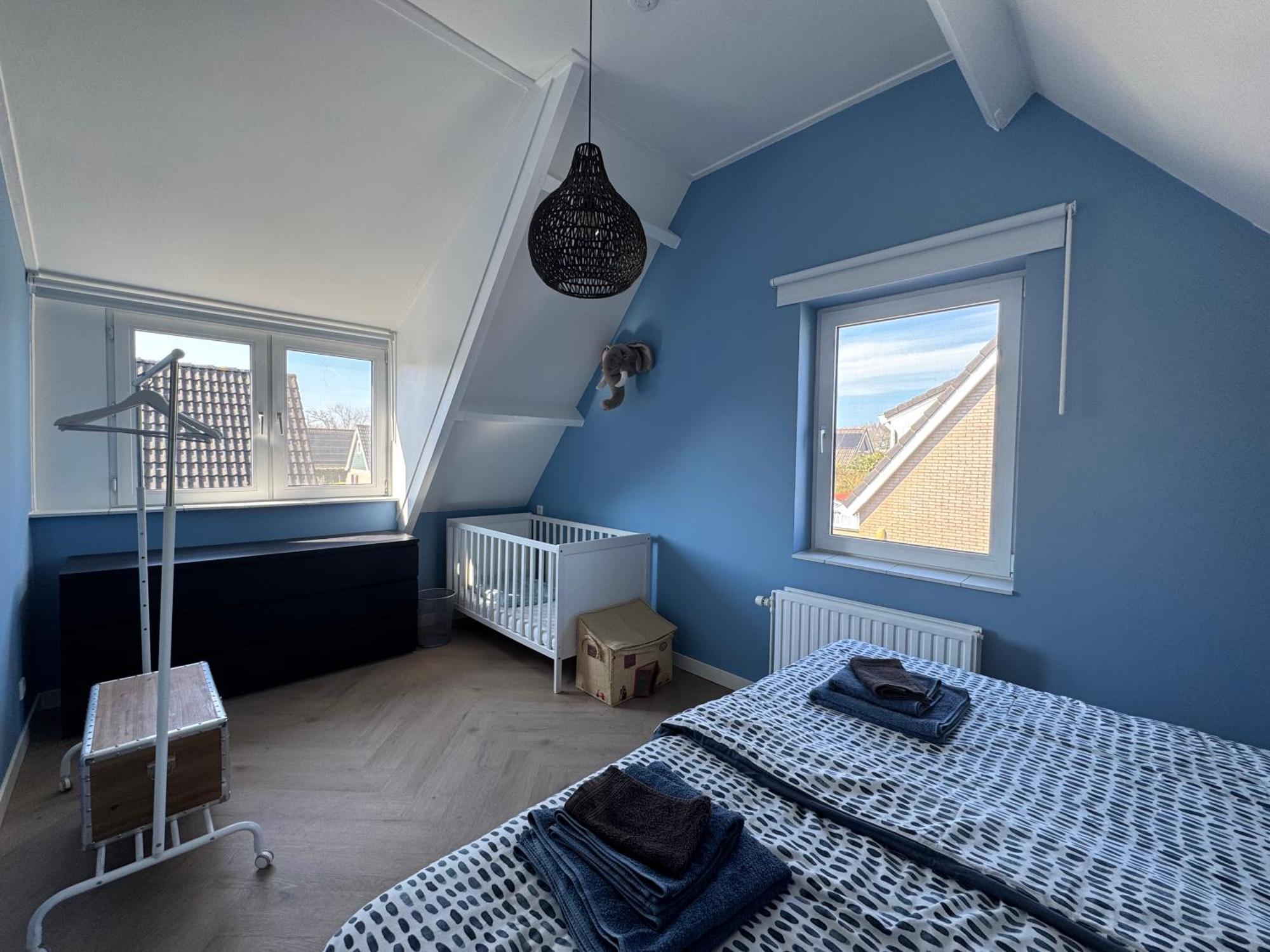 Huebsches Ferienhaus In Ouddorp - Fusslaeufig Zum Strand Und Zentrum Bagian luar foto